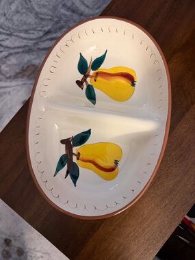 Sergio Tacchini Hand-Painted Pear Divided Serving Dish in Yellow and Green